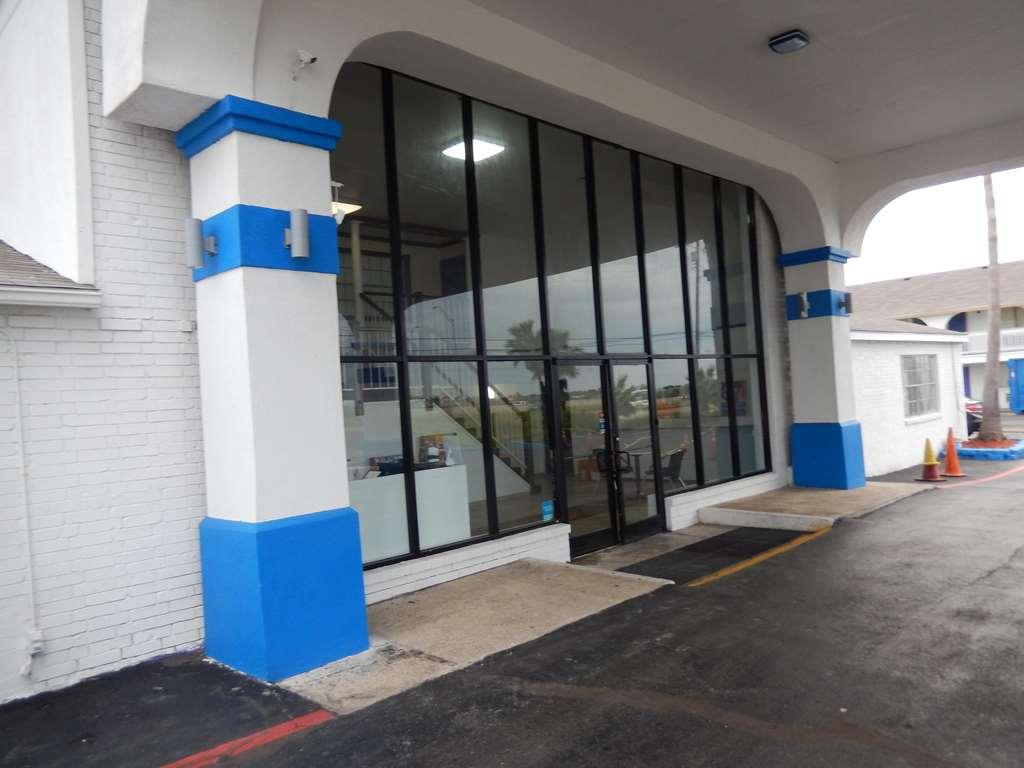 Motel 6 Portland Dış mekan fotoğraf