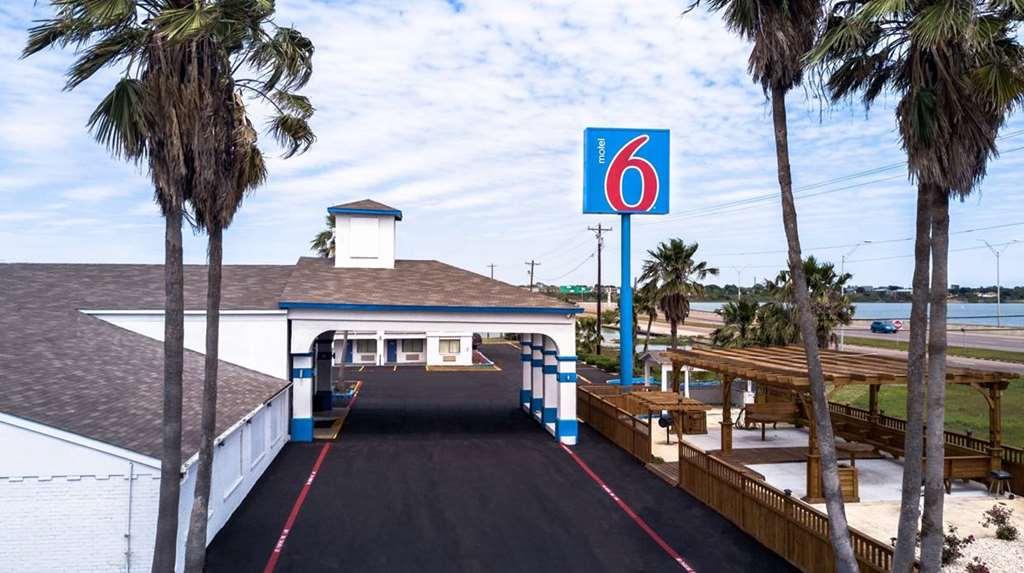 Motel 6 Portland Dış mekan fotoğraf
