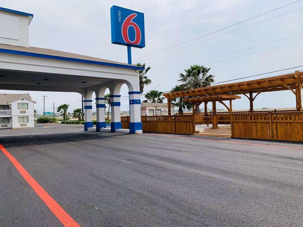 Motel 6 Portland Dış mekan fotoğraf
